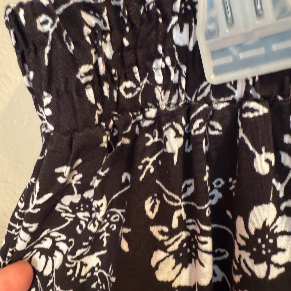 ☀️☀️☀️Black and White Floral Midi Skirt - Picture 4 of 6